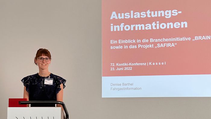 Foto von Denise Barthel bei der Kontiki-Konferenz